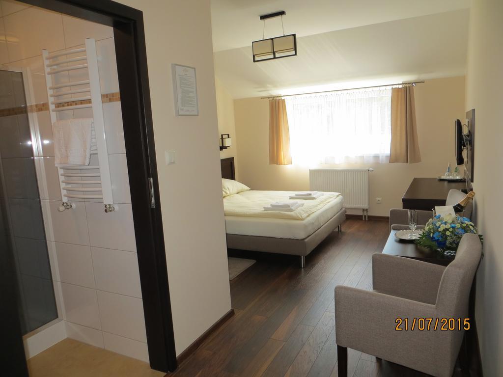 Hotel Pod Chelmem Ropa 外观 照片